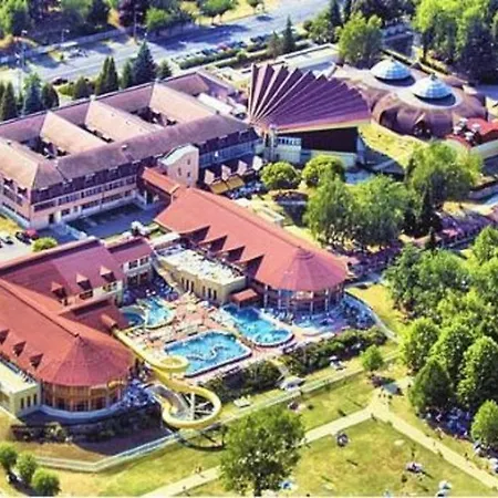 Pine Wood 7 Διαμέρισμα *