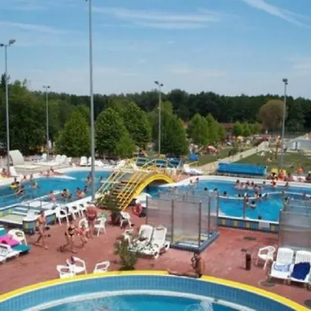 Διαμέρισμα Pine Wood 7 *