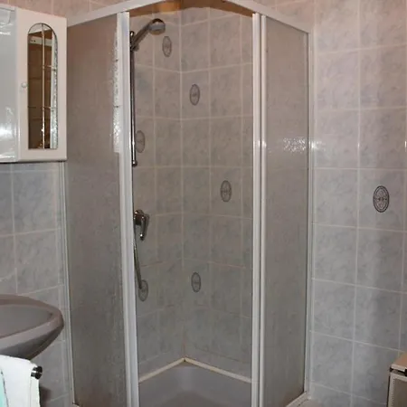 Pine Wood 7 Apartman